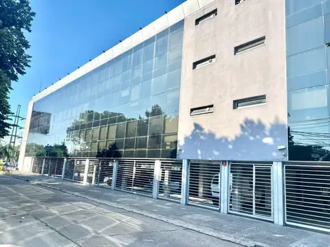 Oficina en alquiler, en Martinez