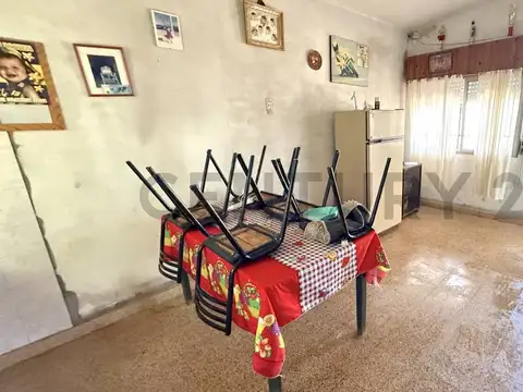Casa 3 ambientes con 1 baño
