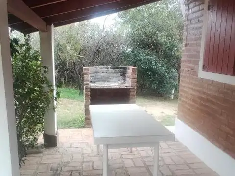 Casa en alquiler de 2 dormitorios - Totalmente amoblada