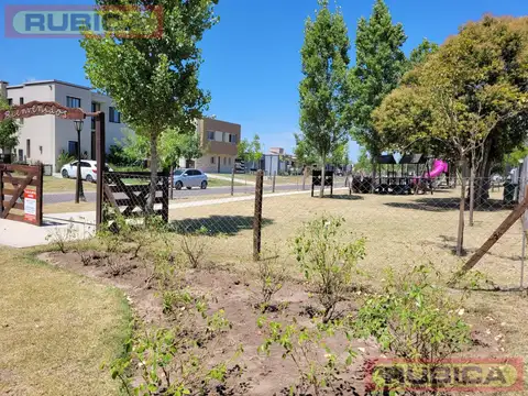 Casa en Alquiler de 3 dormitorios