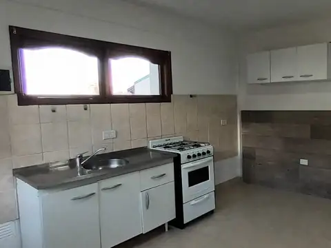 Tucuman 4222 UF  2 100