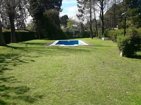Casa en Venta con 1 cochera