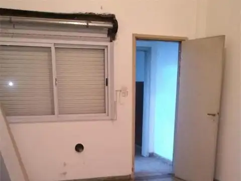 Casa 2 ambientes con 2 baños