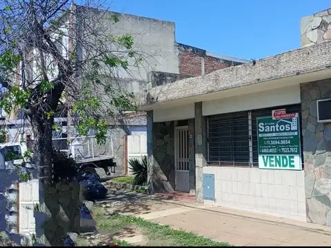 Casa en venta en Caseros