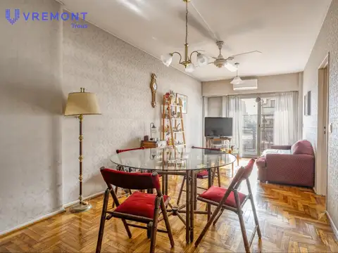 Avellaneda 400 Departamento 3 Ambientes Balcón Cochera Venta