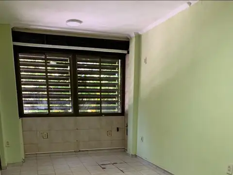 AV MORENO 100, Piso P.A.