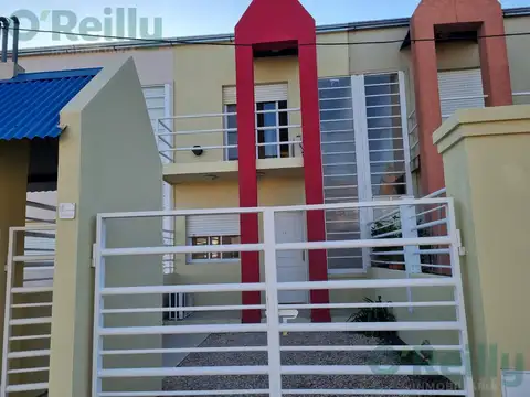 Dúplex a la venta - Capilla del Señor, a 3 cuadras del centro