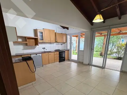 Casa 7 ambientes con 3 baños
