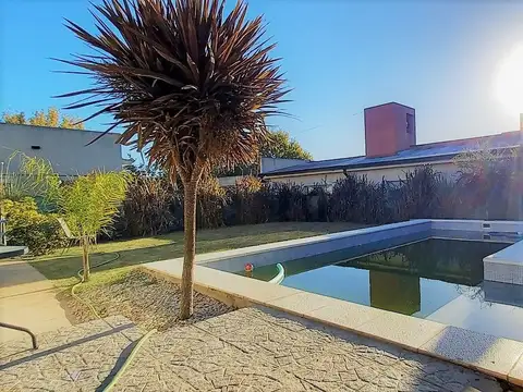 Casa en Venta en José Hernández, USD 232.000