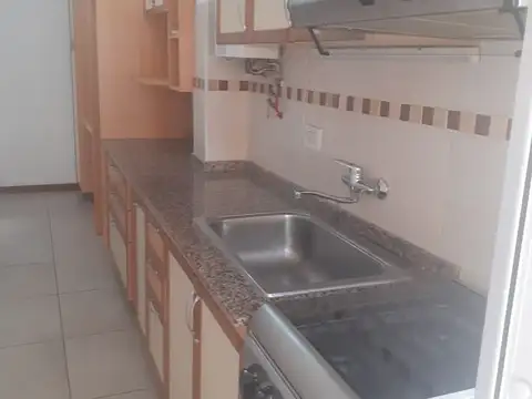Departamento en Alquiler en Flores Norte, $ 670.000