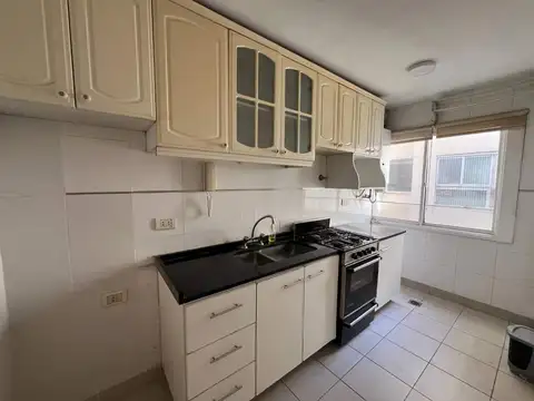 Alquiler Luminoso 3 Ambientes en  Las Cañitas