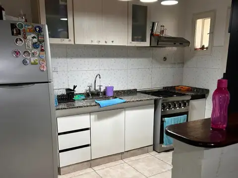 Casa 4 ambientes con 1 baño