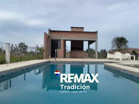 VENTA QUINCHO CON PILETA EN COLONIA BENITEZ