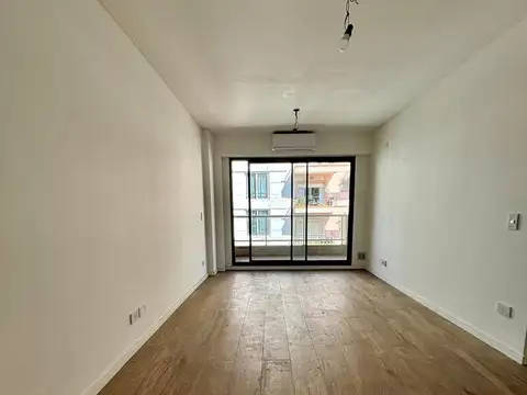 Departamento en Alquiler en Abasto, $ 750.000