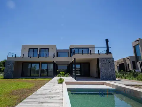 Casa en Venta en Pilara, USD 850.000