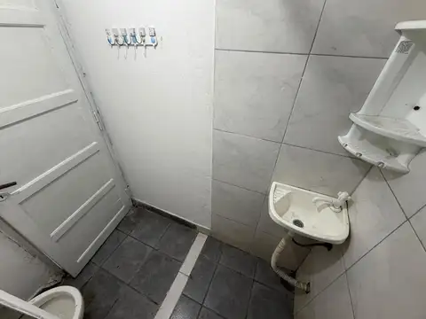 Depto Tipo Casa en Alquiler en Jose Leon Suarez, $ 290.000
