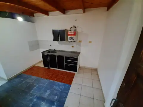 Depto Tipo Casa en Alquiler de 2 ambientes