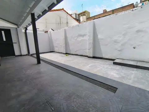 Depto Tipo Casa en Alquiler de 2 dormitorios