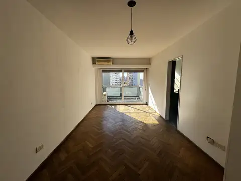 Luminoso semi piso.