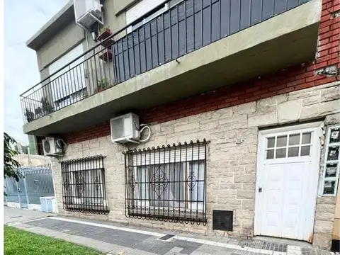 Terranova e/ Florencio Varela y Vélez Sarsfield