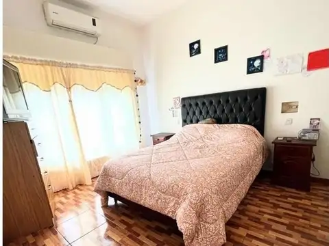 PH en venta - 2 Dormitorios 1 Baño - 75Mts2 - Lanús