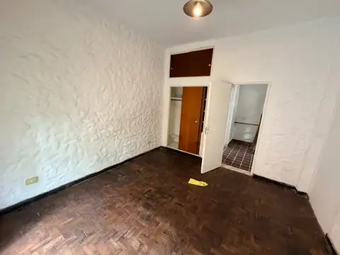 Depto Tipo Casa en Alquiler en El Palomar, $ 700.000