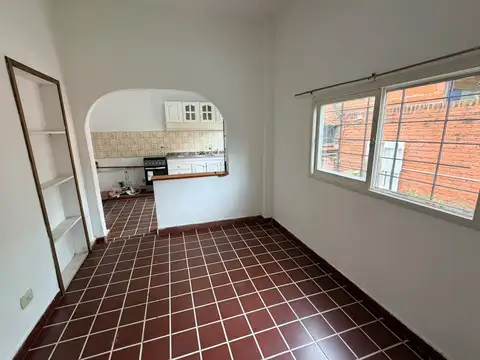 PH TIPO CASA AL FONDO 2 AMBIENTES CON PATIO - EN ALQUILER EN EL PALOMAR
