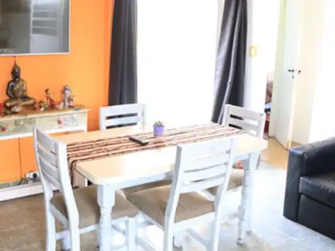 Depto Tipo Casa en Venta en Villa Luzuriaga, USD 55.000