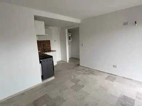 Departamento en Alquiler en Morón, $ 650.000