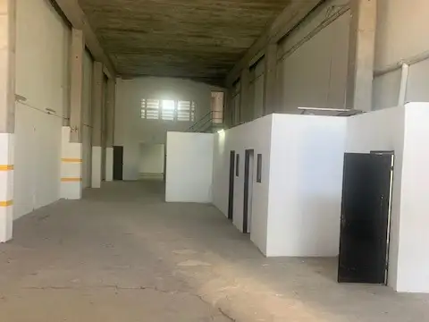Galpon en Alquiler 48  mts Fondo