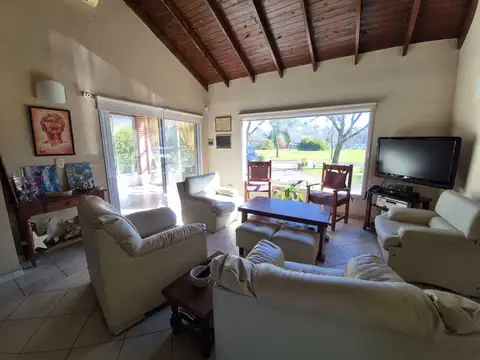 Casa B. Cerrado Haras del Sur I Todo en PB Pileta