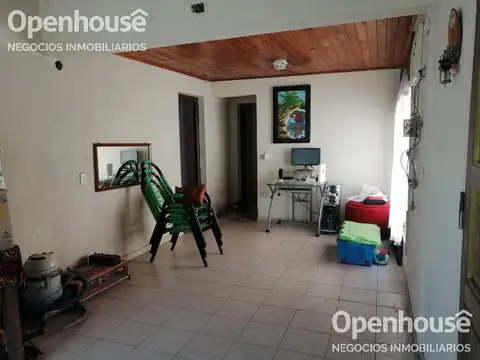 Casa 4 ambientes con 1 baño