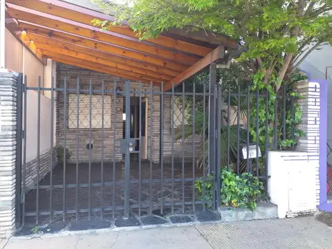 VENTA DE CASA 3 AMBIENTES