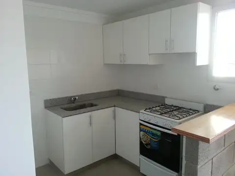 Miller 4500, Piso 1