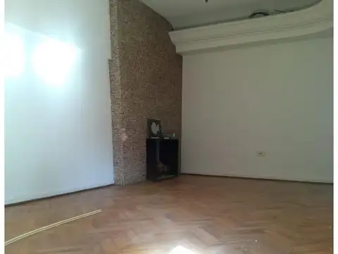 Av Cnel I Warnes 500, Piso 6