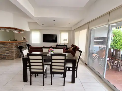 Casa en Venta en Pilar del Este - San Eduardo, USD 250.000