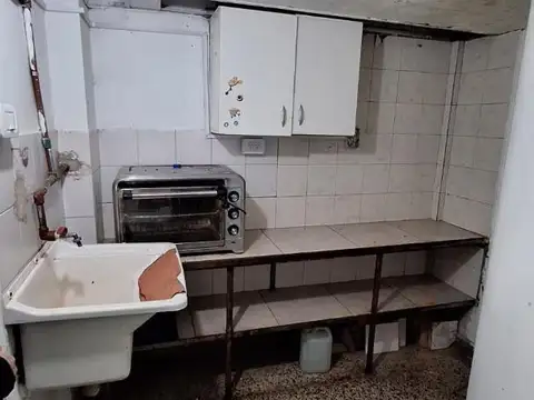 EN VENTA DOS LOCALES UNIFICADOS SAN MARTIN CENTRO