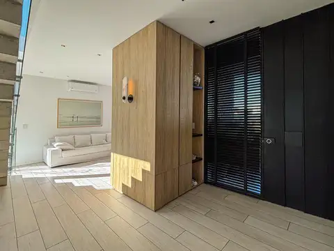 Casa de 4 dormitorios con pileta y quincho en Vida