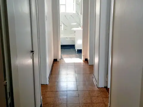 En pleno centro de Olivos, PH 3 amb con patio. Un oasis en pleno corazón de Olivos.