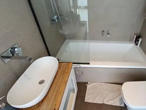 Hermosa casa 5 ambientes en Barrancas de San benito