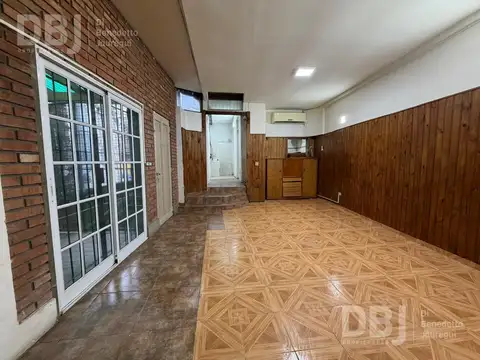 (DBJ-758) PRIMERA JUNTA - IDEAL SHOWROOM (SIN EXPENSAS)