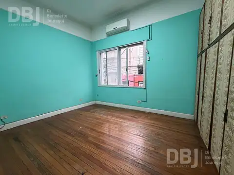 (DBJ-758) PRIMERA JUNTA - IDEAL SHOWROOM (SIN EXPENSAS)