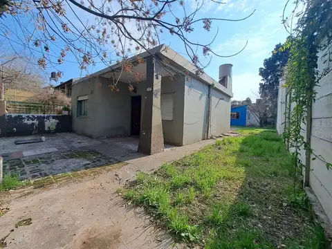 CASA EN VENTA EN MORENO CENTRO