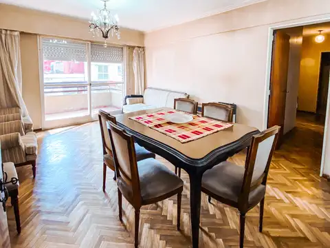 DEPARTAMENTO CON POSIBILIDAD DE 4 DORMITORIOS | COCHERA | ZONA PELLEGRINI