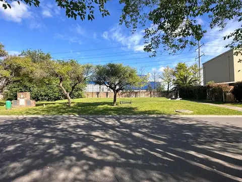 Barrio Barrancas de Santa María 2200