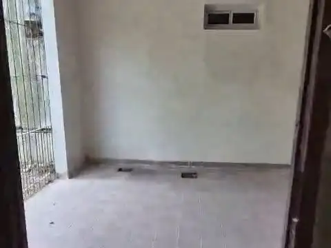 Depósito en venta de 380m2 ubicado en Loma Verde