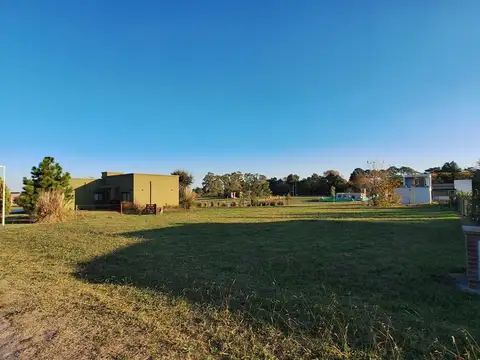 Terreno en Venta en Las Calandrias, USD 37.000