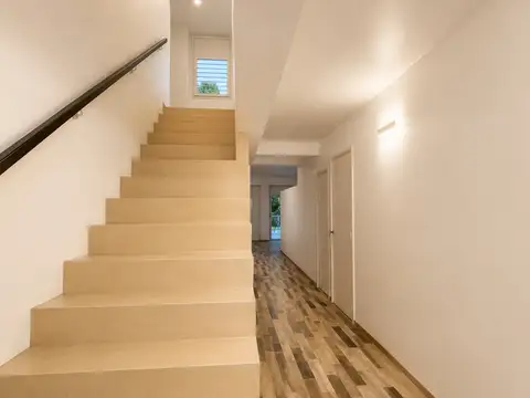 Casa en Venta en La Plata [Cod: ]