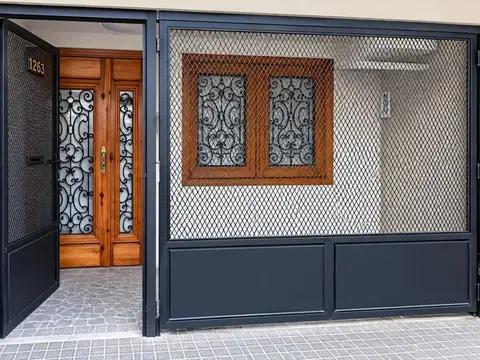Depto Tipo Casa en Venta 16 años