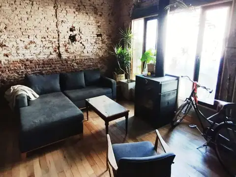 Apolinario Figueroa 2000, Piso Apo